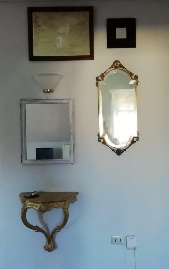Il Nido Del Picchio 2 Appartement Turijn Buitenkant foto